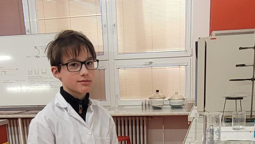 Příběh mladého chemika Samuela Nawrata