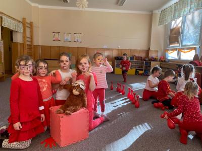 Barevný týden a Maškarní bál u Broučků